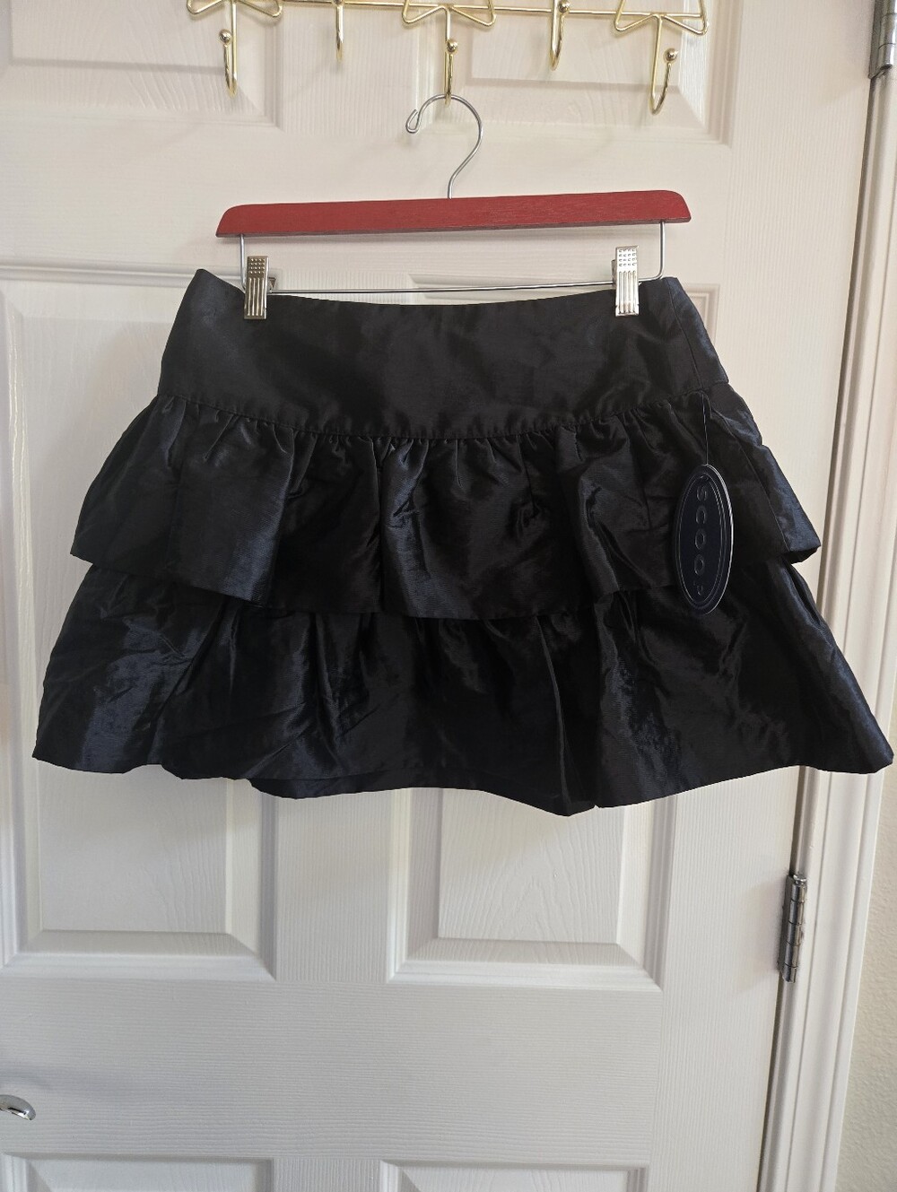 SCOOP Iridescent Black Tiered Taffeta Ruffle Skirt- Size Small